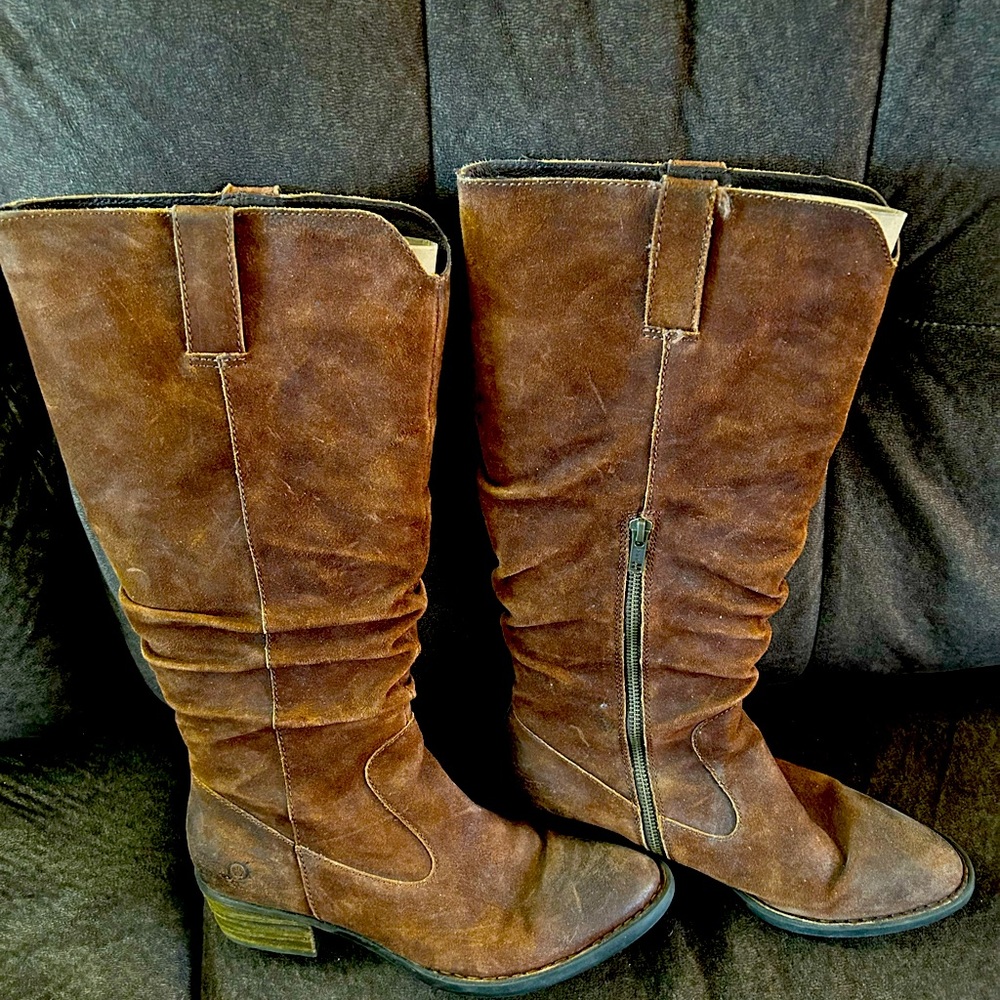 Born suede, distressed boots